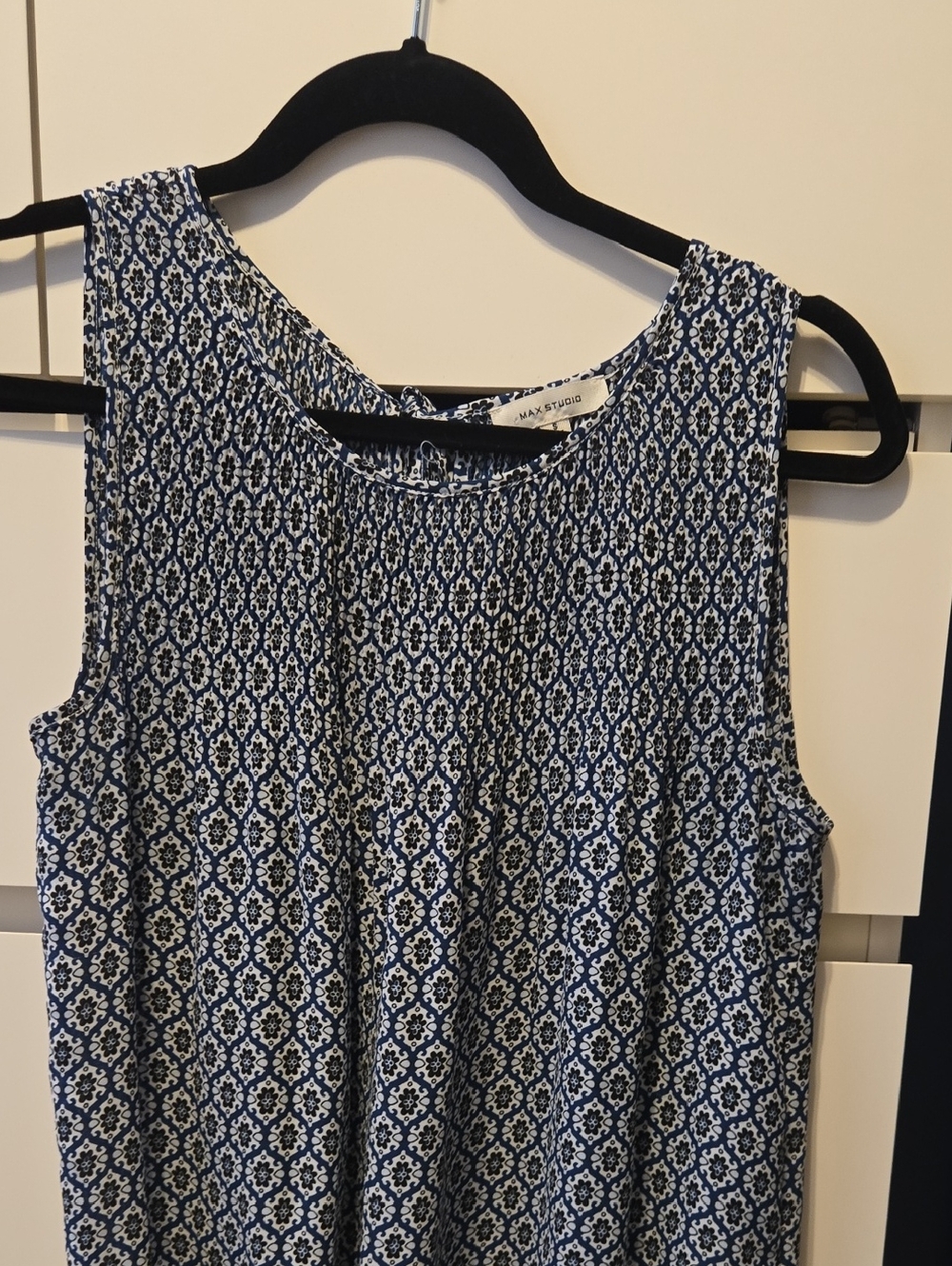 Max Studio Navy and White Geometric Sleeveless Blouse